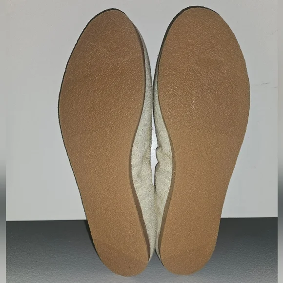 TOMS Metallic Nude Ballet Flats ✨️ Size 8W ✨️ NWOT - Picture 5 of 9